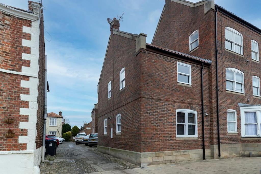 Villa In The Heart Of It! Stokesley Exterior foto
