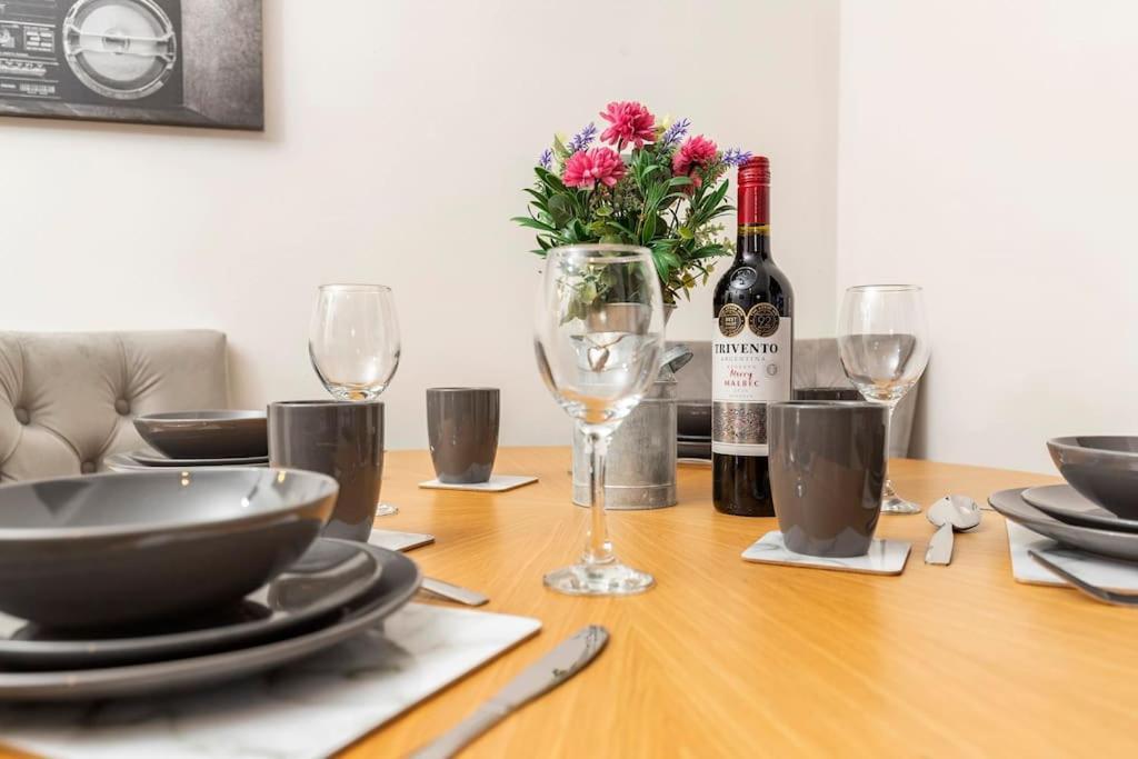 Villa In The Heart Of It! Stokesley Exterior foto